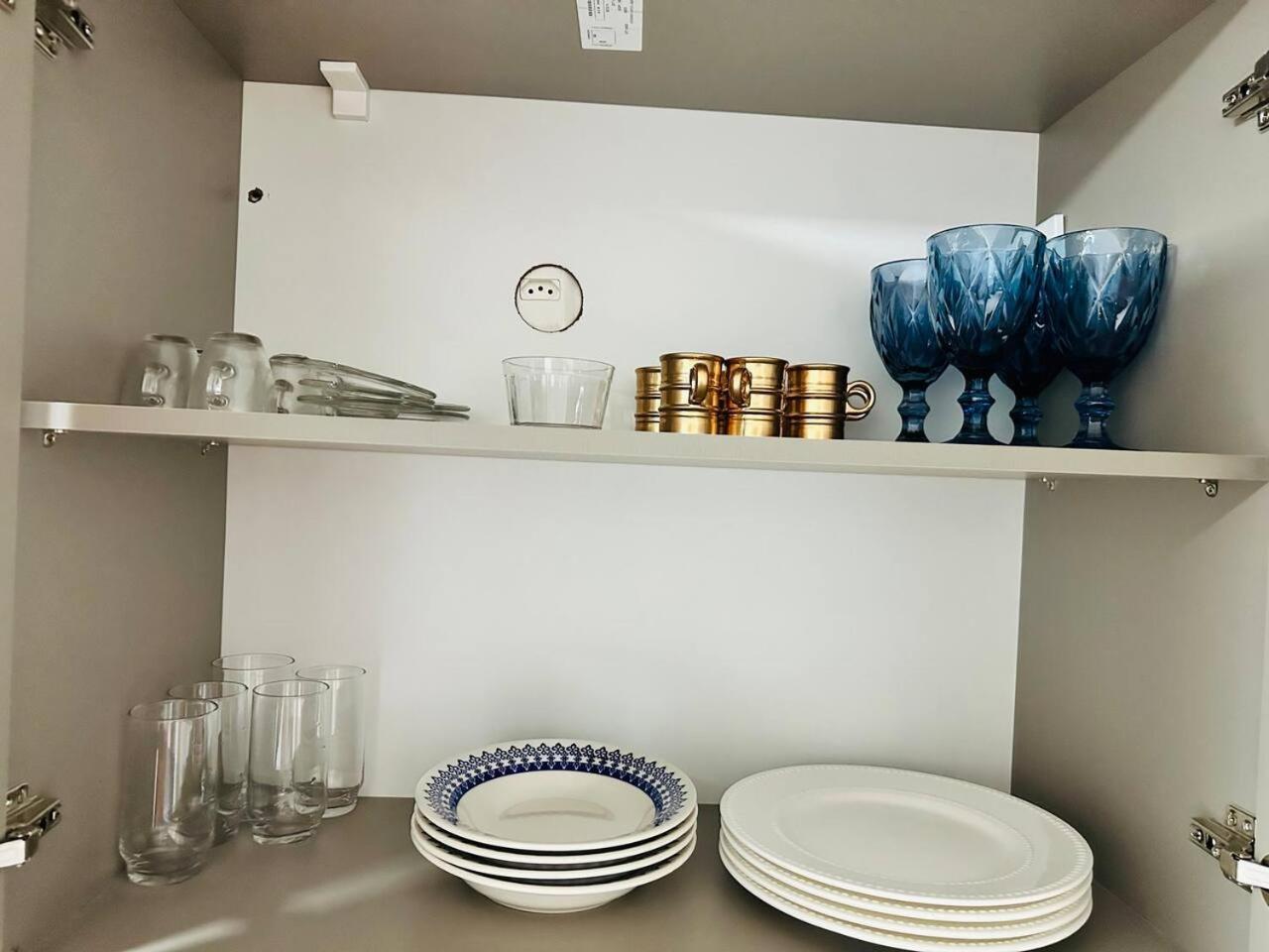Com Garagem E Piscina - Apartamento Cuiabá