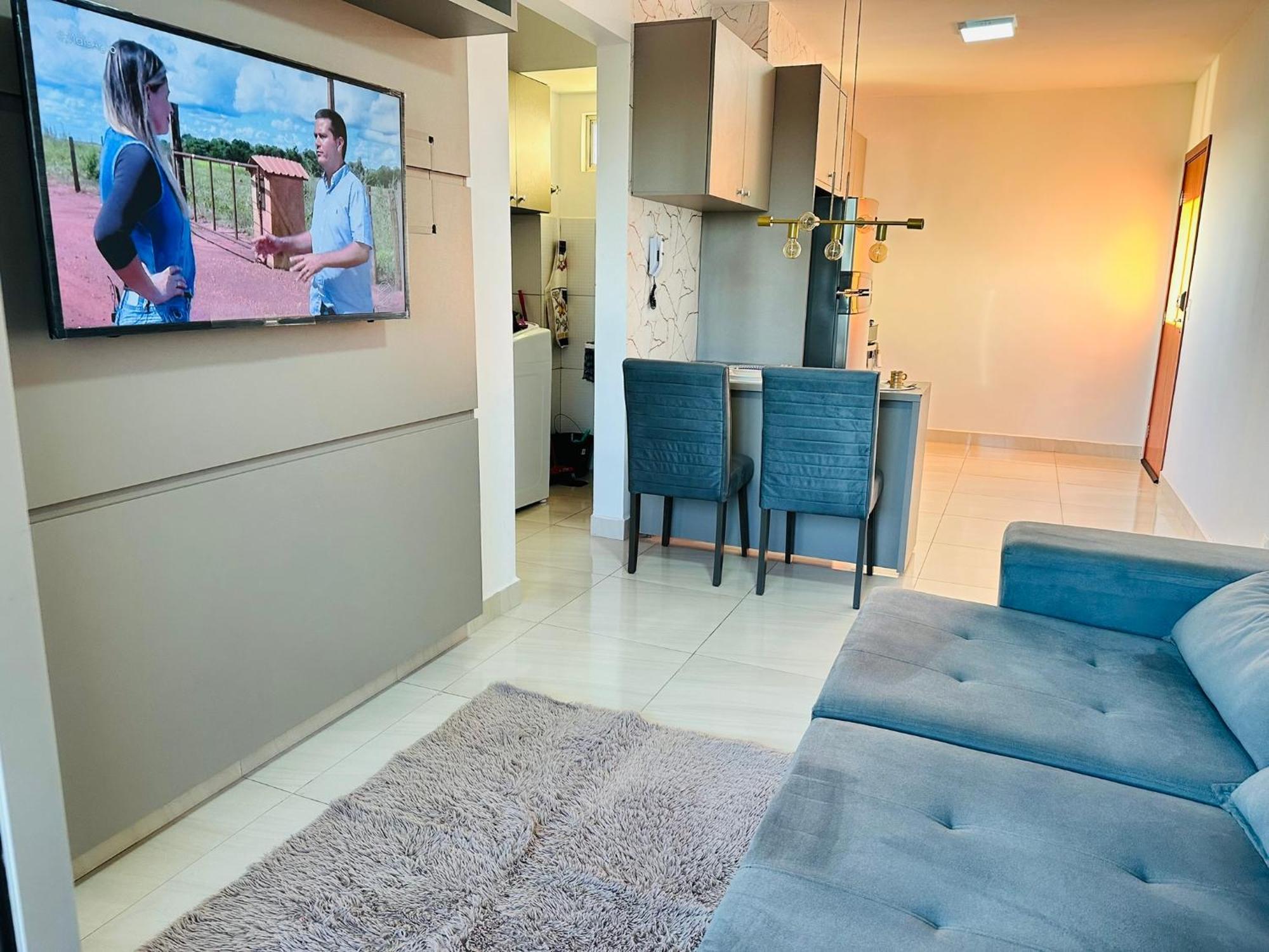 Com Garagem E Piscina -
